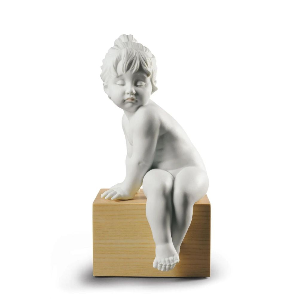Lladrò - scultura bambina dolce seduta 32cm