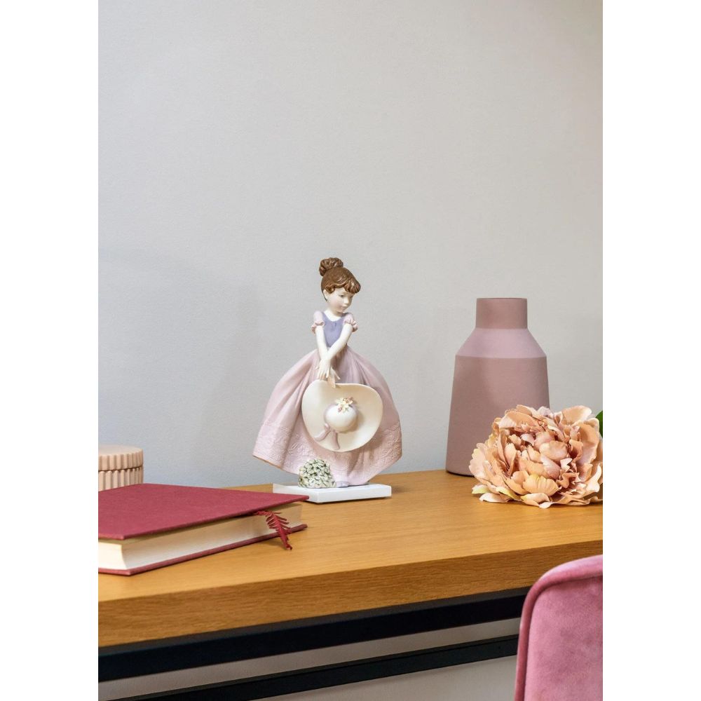 Lladrò - scultura ragazza pamela al vento 24cm