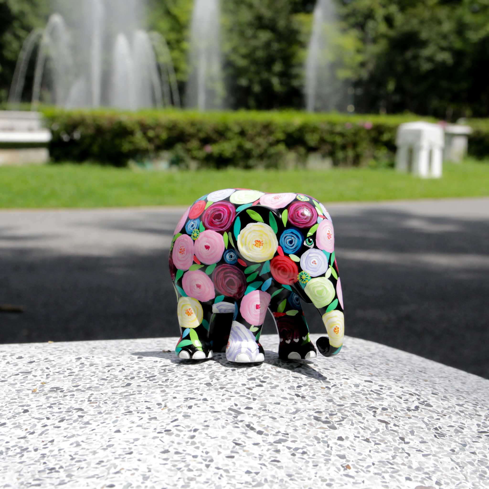 Elephant parade - statua elefante rambling rose 10cm
