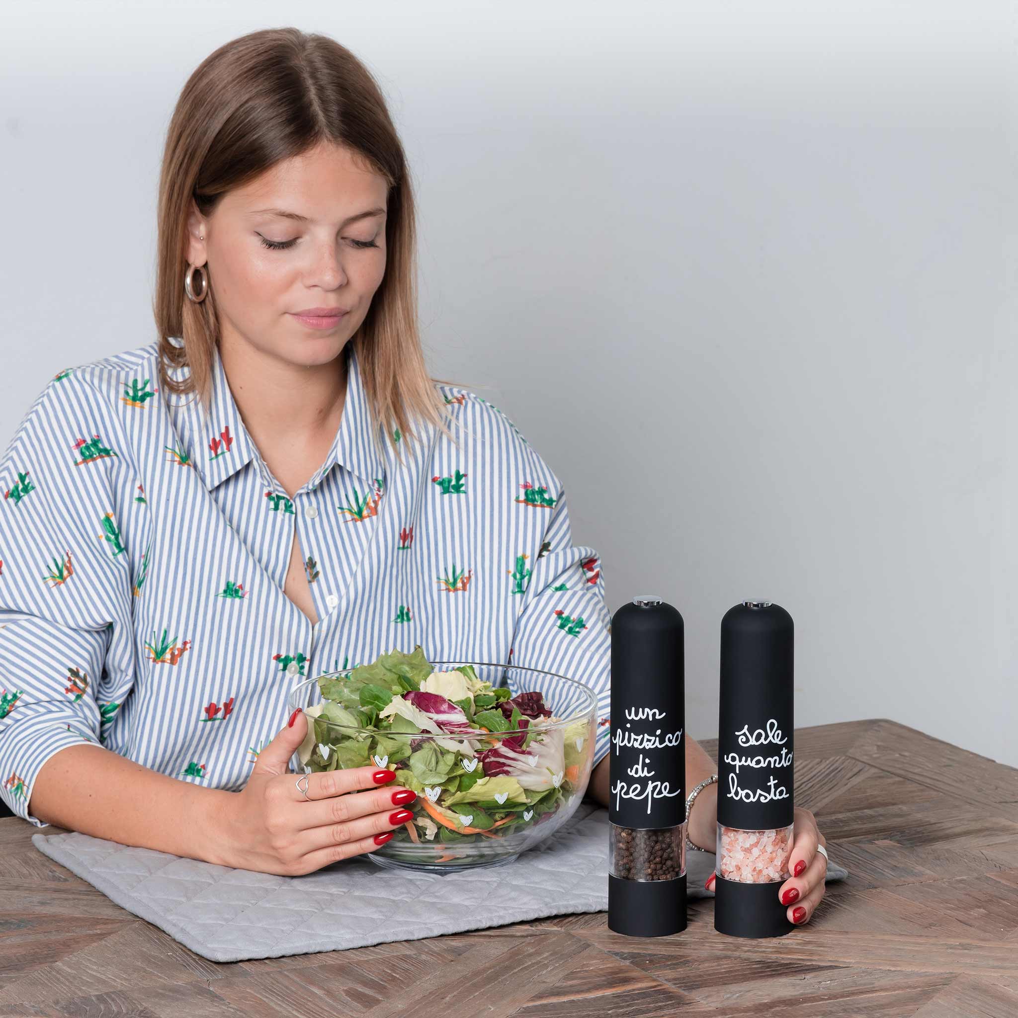 Simple day - macinasale elettrico "Sale quanto basta"