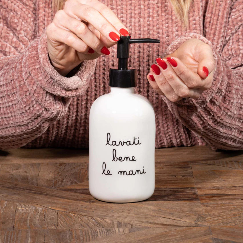 Simple day - dosasapone in grès bianco lavati bene le mani 7.5x20