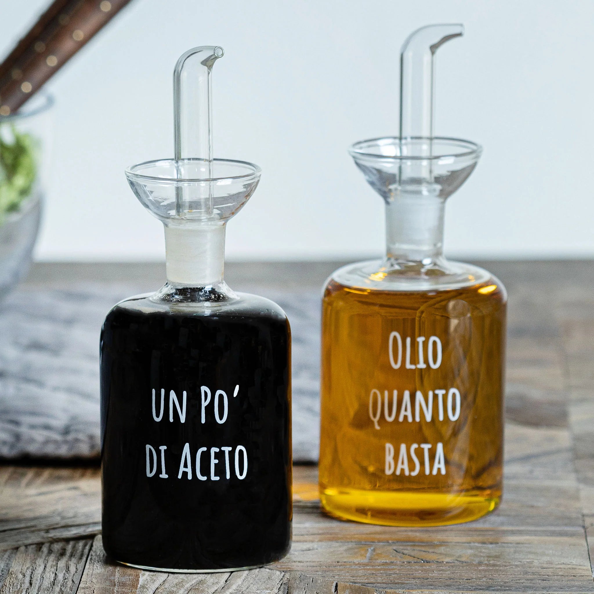 Simple day - set due bottiglie olio quanto basta - un pò di aceto 2 x 250 ml