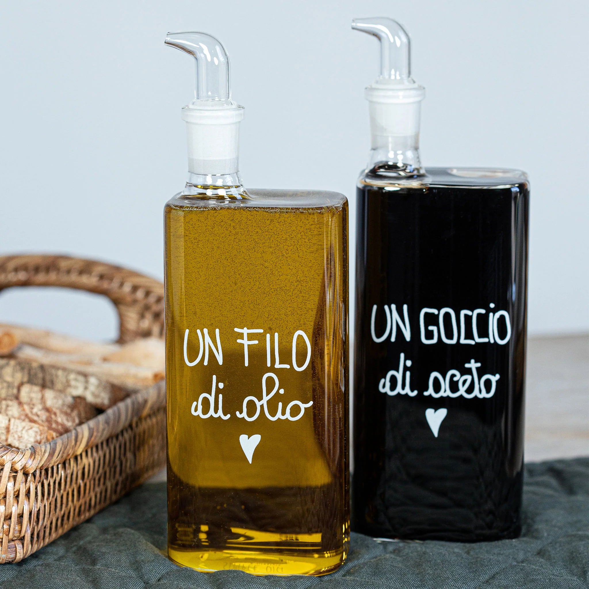Simple day - set due bottiglie Un Filo di Olio - Un Goccio di Aceto 2x400ml
